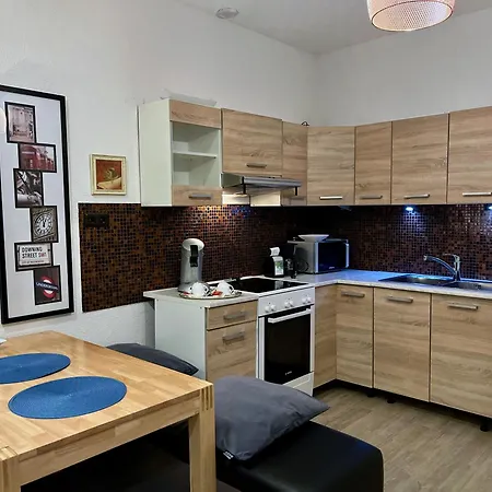 Pensión Stadt 3*